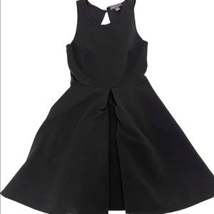 Kendall and kylie and it has pockets!!!